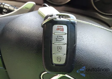 2011 Hyundai Sonata Limited 2.0T из США, поврежденный, VIN 5NPEC4AB3BH306698